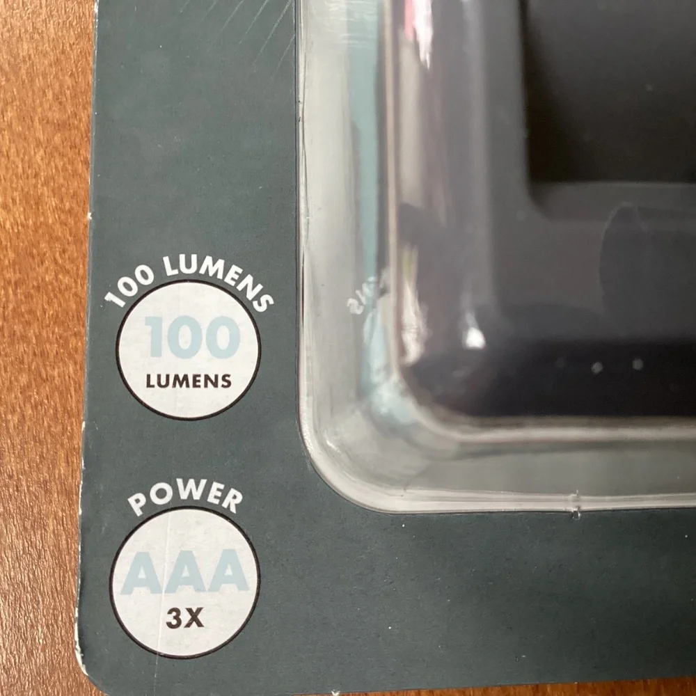 Complete Home LED Work Light New - Picture 4 of 9
